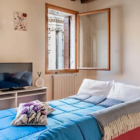 Apartment Davanti La Basilica Del Giglio-san Marco *